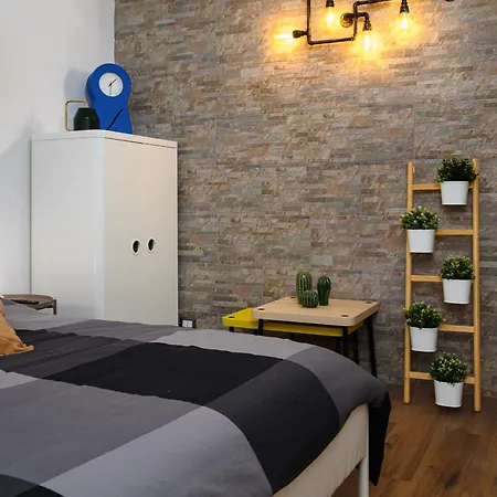 Sebino 15 - Monolocale Cool Appartement Milan