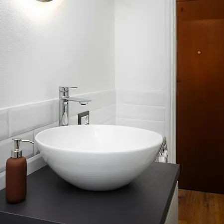 Sebino 15 - Monolocale Cool Apartment