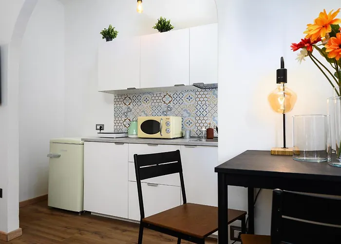 Sebino 15 - Monolocale Cool Apartament