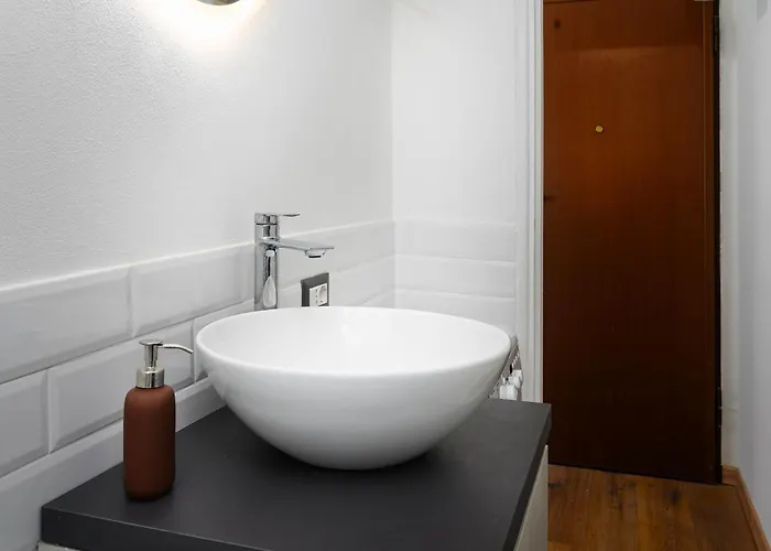 Sebino 15 - Monolocale Cool Apartament